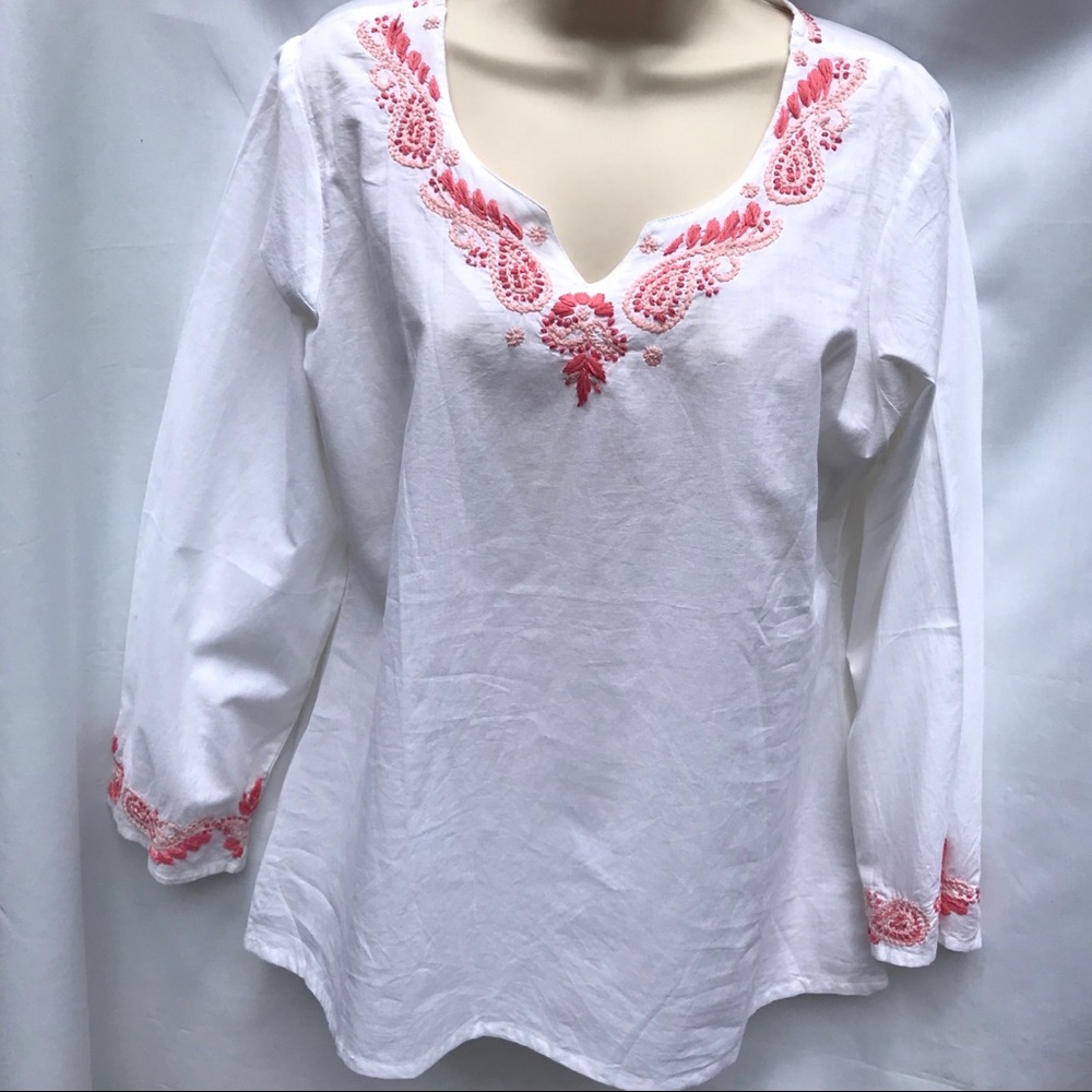 Nina Lightweight Cotton Shirt w/Pink Embroidery